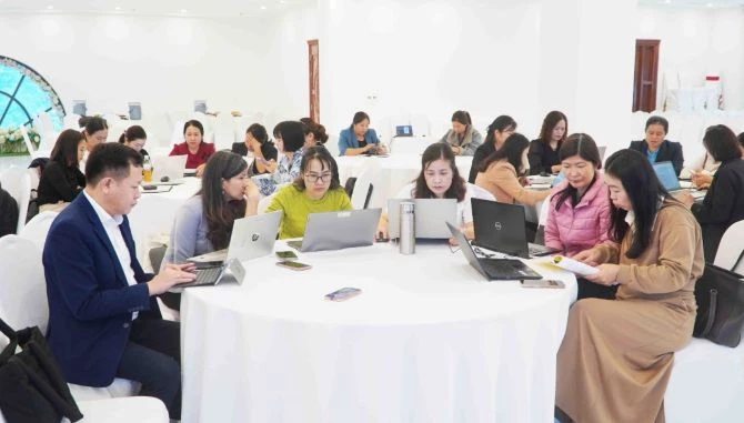 Quang cảnh lớp tập huấn.