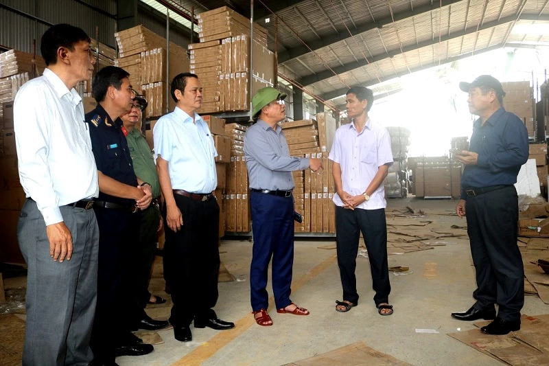 Chủ tịch UBND tỉnh Gia Lai đề nghị doanh nghiệp chủ động khắc phục bước đầu cơ sở hạ tầng bị hư hại do bão. 