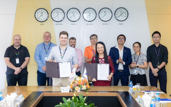 Ứng dụng AI dự báo mức tiêu thụ và giá năng lượng