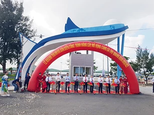 Khánh thành giai đoạn 2 trung tâm nghề cá lớn nhất miền Trung