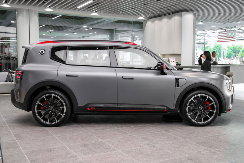 SUV lớn ngang Honda CR-V, công suất 637 mã lực, giá gần 1,3 tỷ đồng