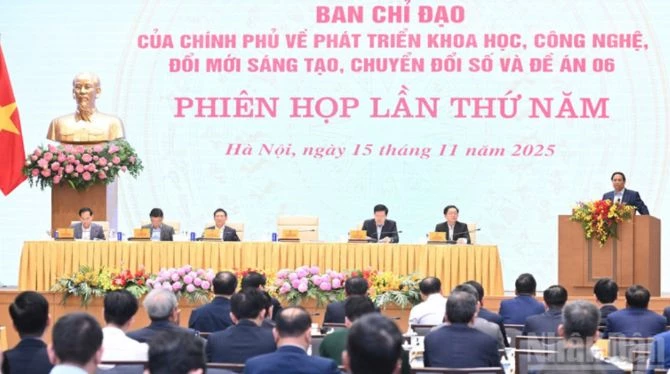 Quang cảnh phiên họp. (Ảnh: TRẦN HẢI). Quang cảnh phiên họp. (Ảnh: TRẦN HẢI).