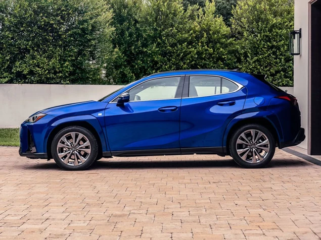 Lexus gây tranh cãi khi ra mắt UX 2026, giá hơn 1 tỷ đồng