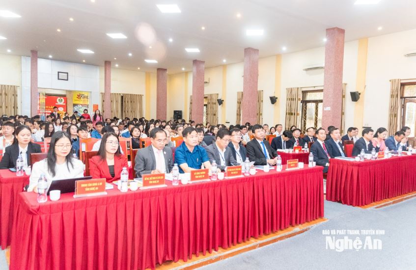 Miền Tây Nghệ An hướng tới chuỗi giá trị nông sản đặc thù gắn với du lịch bền vững