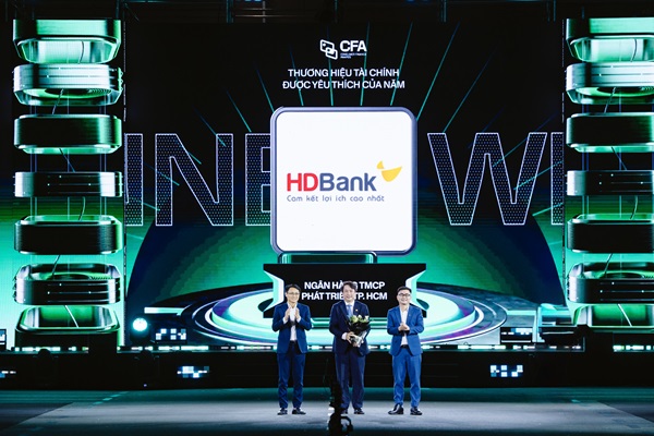 HDBank nhận 3 giải thưởng uy tín về hiệu quả kinh doanh, thương hiệu và đổi mới sáng tạo