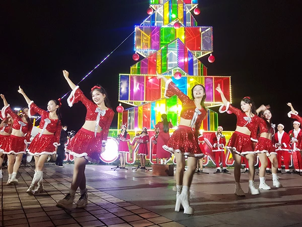 Đà Nẵng sẽ chào đón năm mới 2026 bằng chuỗi lễ hội bết sức sôi động.