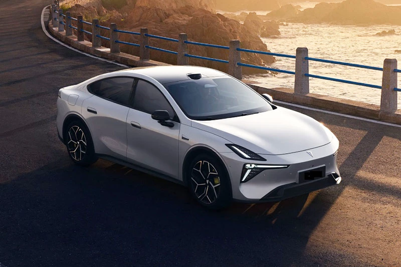 Deepal L06 2026. Deepal L06 2026.