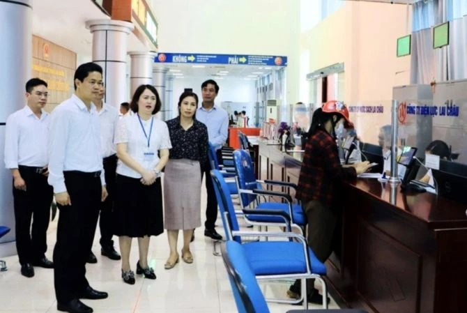 Các cấp ủy, chính quyền trong tỉnh đã khẩn trương triển khai, cụ thể hóa Nghị quyết 57-NQ/TW, trong đó có công tác cải cách thủ tục hành chính. Ảnh: Trung tâm Truyền thông KH&CN. Các cấp ủy, chính quyền trong tỉnh đã khẩn trương triển khai, cụ thể hóa Nghị quyết 57-NQ/TW, trong đó có công tác cải cách thủ tục hành chính. Ảnh: Trung tâm Truyền thông KH&CN.