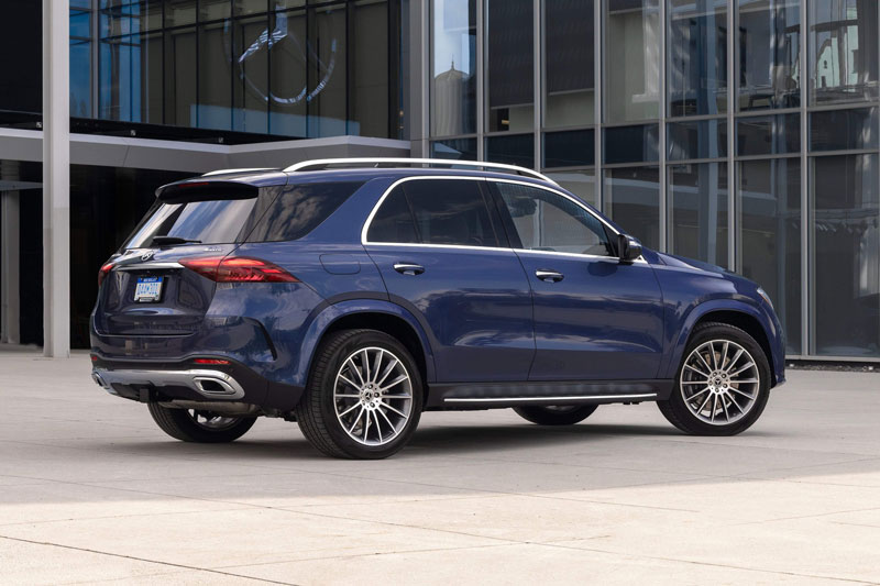 Mercedes-Benz GLE 400 e 4MATIC 2026 trình làng tại Việt Nam, giá 4,669 tỷ đồng