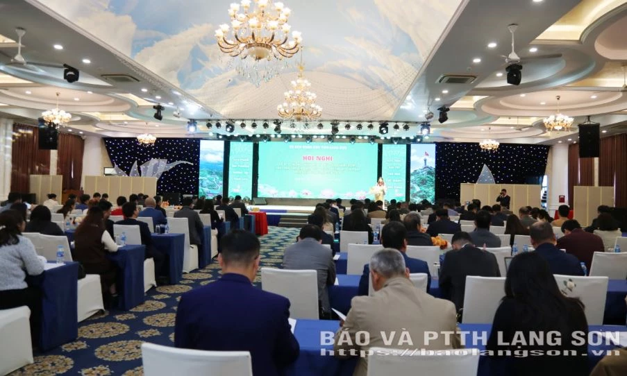 Toàn cảnh hội nghị. Ảnh: Báo Lạng Sơn.