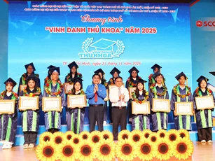 TP Hồ Chí Minh vinh danh 88 thủ khoa tiêu biểu năm 2025