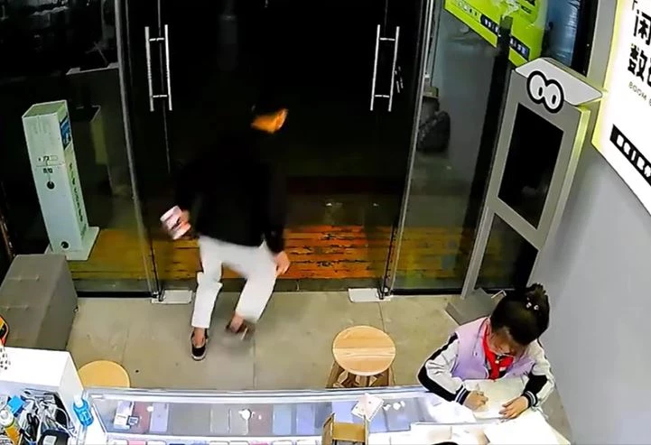 Ảnh cắt từ clip.