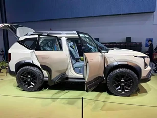 Kia giới thiệu SUV địa hình thiết kế hầm hố, trang bị ấn tượng