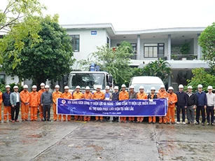 Đà Nẵng chi viện Đắk Lắk khôi phục cung cấp điện sau lũ lụt