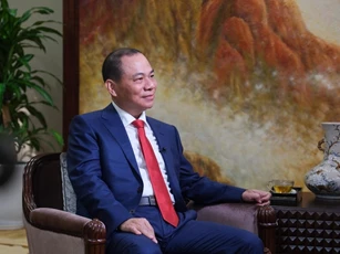 Người Việt Nam đầu tiên trong nhóm 100 người giàu nhất thế giới