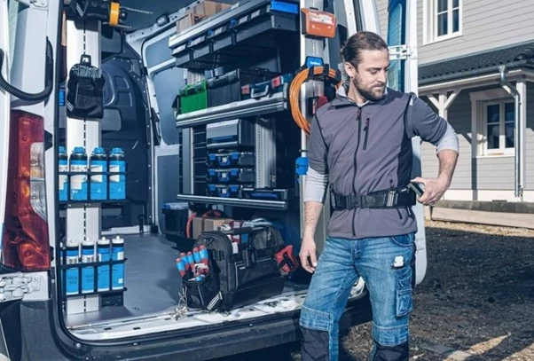 Knight Tools hợp tác với Knight Tools hợp tác với