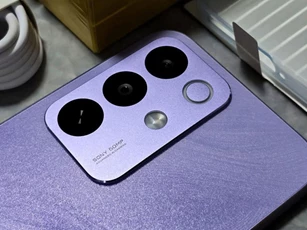 Smartphone ‘nồi đồng cối đá’, RAM 8GB, pin 7.000mAh, giá gần 8 triệu tại Việt Nam