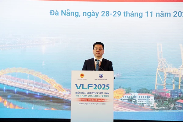 Bộ trưởng Bộ Công Thương Nguyễn Hồng Diên phát biểu tại Diễn đàn Logistics Việt Nam 2025.
