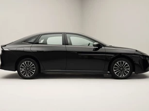 Xe sedan Nissan ‘uống xăng như ngửi’, giá hơn 370 triệu, so kè với Toyota Camry