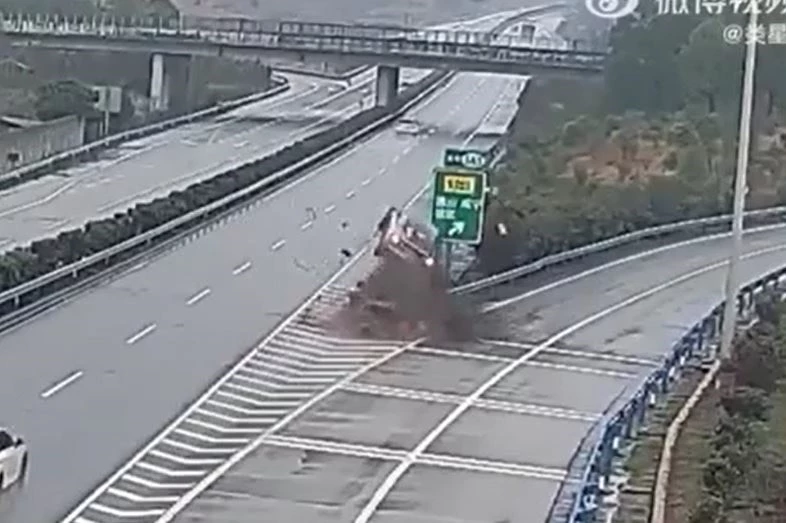 Ảnh cắt từ clip.