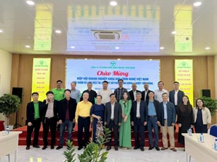 Đoàn công tác VST thăm, làm việc tại Công ty cổ phần Công Nông nghiệp Tiến Nông