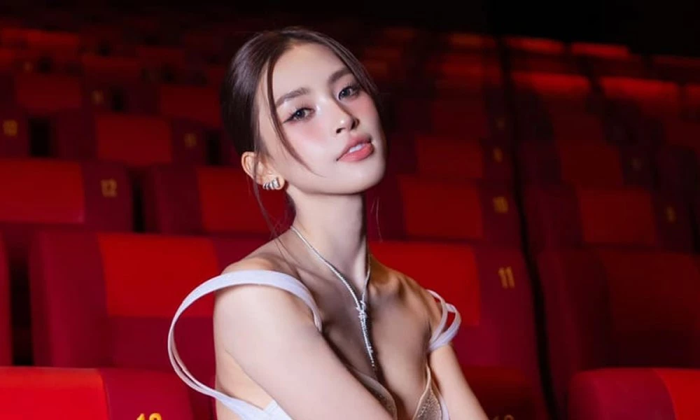 Vai vợ của Lưu Khải - Dương Đình Quyên sẽ do Hoa hậu Tiểu Vy thể hiện.