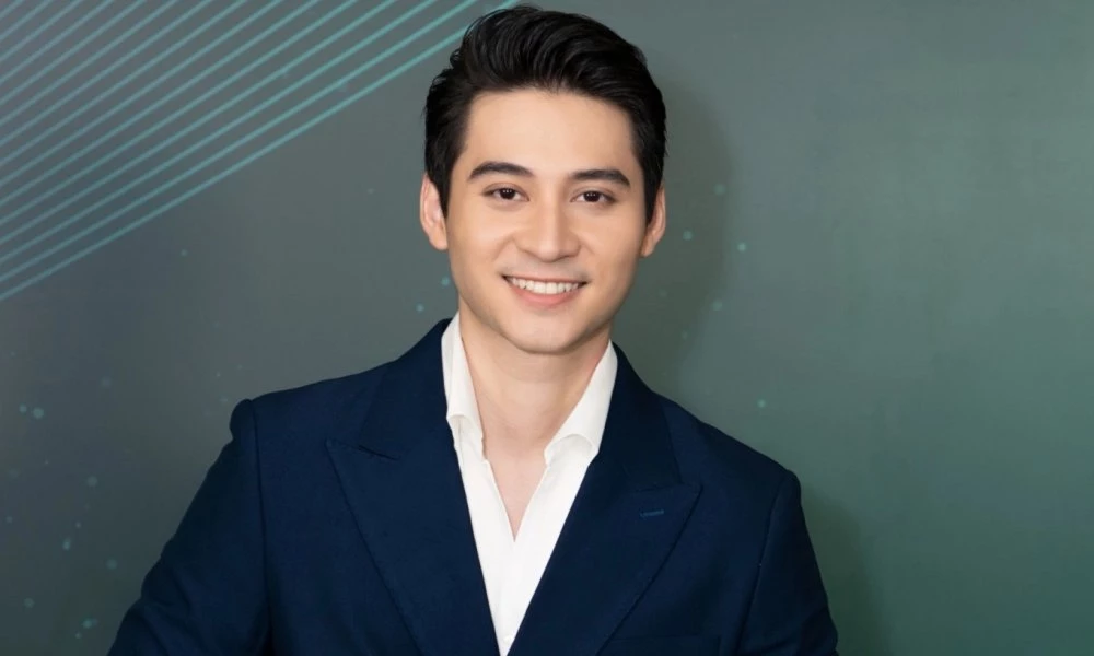 Nam vương 2024 Tuấn Ngọc lồng tiếng cho A Ken, một hành khách đáng chú ý cũng có mặt trên chuyến tàu