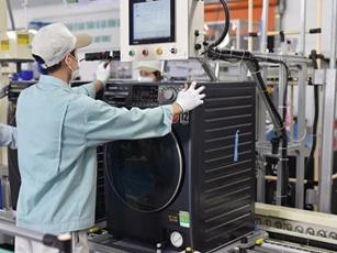 Doanh nghiệp Nhật nhận hai giải thưởng về phát triển bền vững