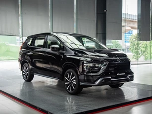 Loạt xe MPV 7 chỗ đồng loạt giảm giá mạnh dịp cuối năm, cao nhất 75 triệu đồng