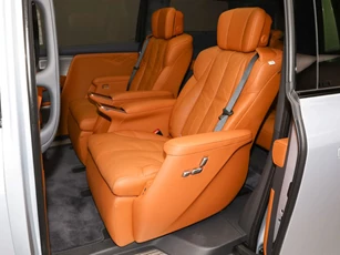 ‘Biệt thự di động’ dài gần 5,3 mét, công suất 620 mã lực, giá gần 1,5 tỷ đồng