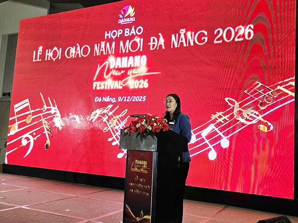 Phó Chủ tịch UBND TP Đà Nẵng Nguyễn Thị Anh Thi phát biêtr tại buổi họp báo. Phó Chủ tịch UBND TP Đà Nẵng Nguyễn Thị Anh Thi phát biêtr tại buổi họp báo.