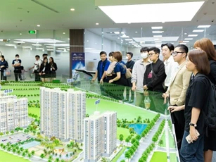 TS Cấn Văn Lực: Doanh nghiệp và môi giới bất động sản phải 'làm thật hơn'