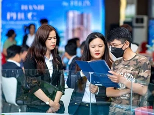 Giá nhà leo thang, người trẻ phải chủ động 'xoay trục'