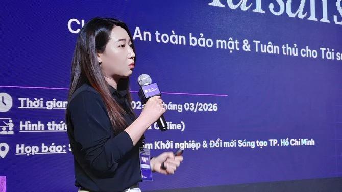 Đại diện VBI Academy giới thiệu chương trình Ban tổ chức cung cấp thông tin về chương trình “Phổ cập Tài sản số”. Đại diện VBI Academy giới thiệu chương trình Ban tổ chức cung cấp thông tin về chương trình “Phổ cập Tài sản số”.