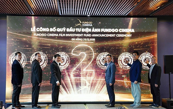 Thực hiện nghi thức ra mắt Quỹ Đầu tư điện ảnh FundGo Cinema. Thực hiện nghi thức ra mắt Quỹ Đầu tư điện ảnh FundGo Cinema.