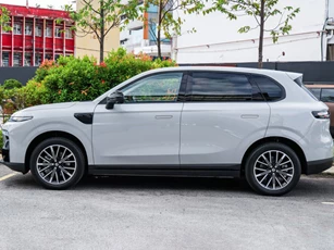 SUV hạng C công suất 215 mã lực, thiết kế đẹp, giá gần 640 triệu đồng