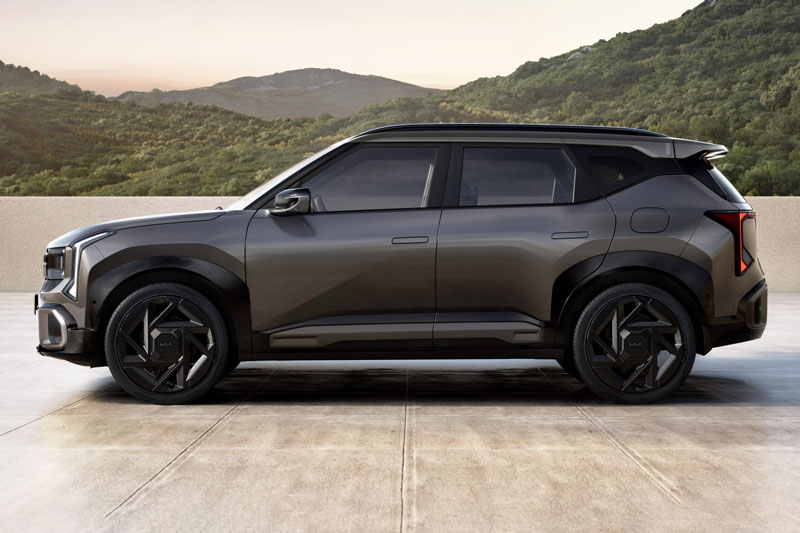 Kia Seltos th&#x1EBF; h&#x1EC7; m&#x1EDB;i tr&#xEC;nh l&#xE0;ng: N&#xE2;ng c&#x1EA5;p to&#xE0;n di&#x1EC7;n, th&#xEA;m &#x111;&#x1ED9;ng c&#x1A1; hybrid