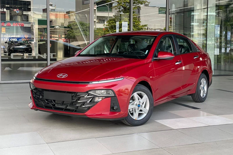 Hyundai Accent. Hyundai Accent.