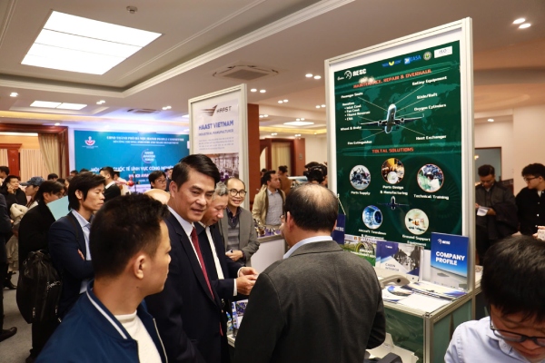 C&#x1A1; h&#x1ED9;i cho doanh nghi&#x1EC7;p tham gia chu&#x1ED7;i cung &#x1EE9;ng h&#xE0;ng kh&#xF4;ng to&#xE0;n c&#x1EA7;u