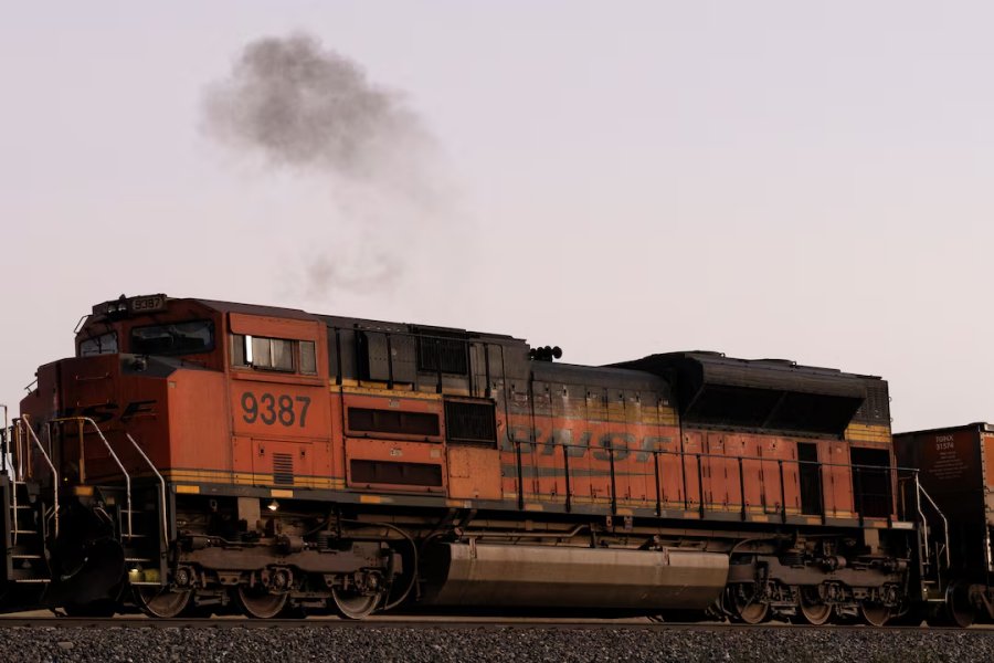 Dữ liệu mới cho thấy đường sắt hàng hóa Mỹ gây ô nhiễm hơn than đá