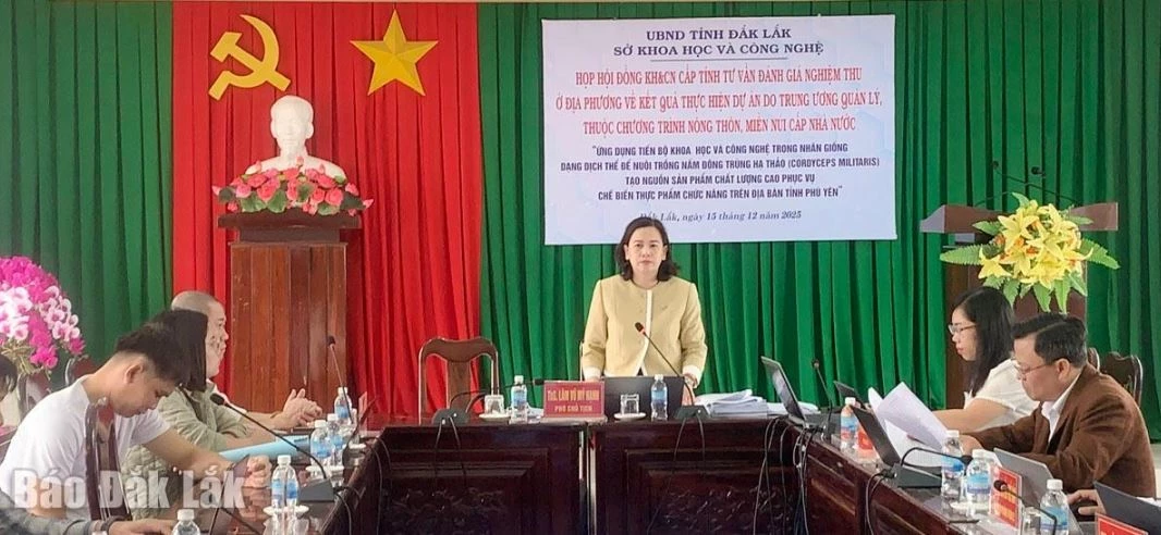 Phó Giám đốc Sở KHCN Lâm Vũ Mỹ Hạnh phát biểu tại buổi nghiệm thu. Ảnh: Báo Đắk Lắk