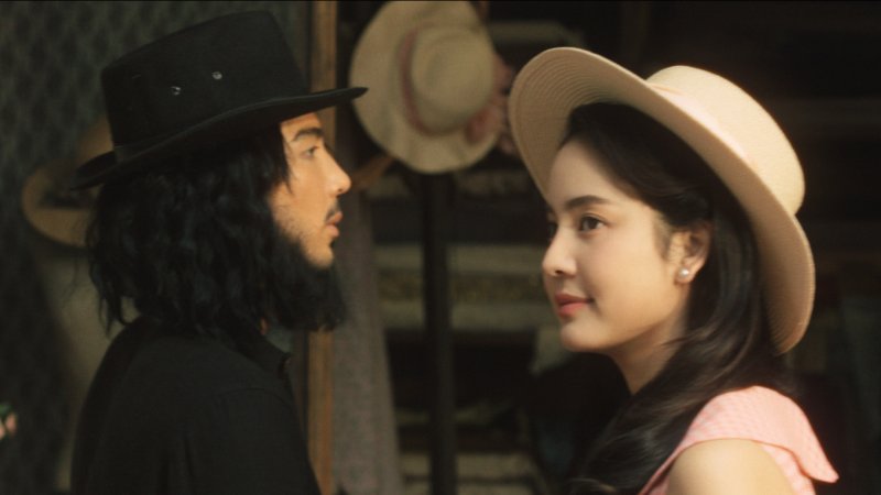 Cười ra nước mắt với chuyện tình duyên kỳ lạ xuyên ba kiếp trong ‘Bé ghệ ma cưng’