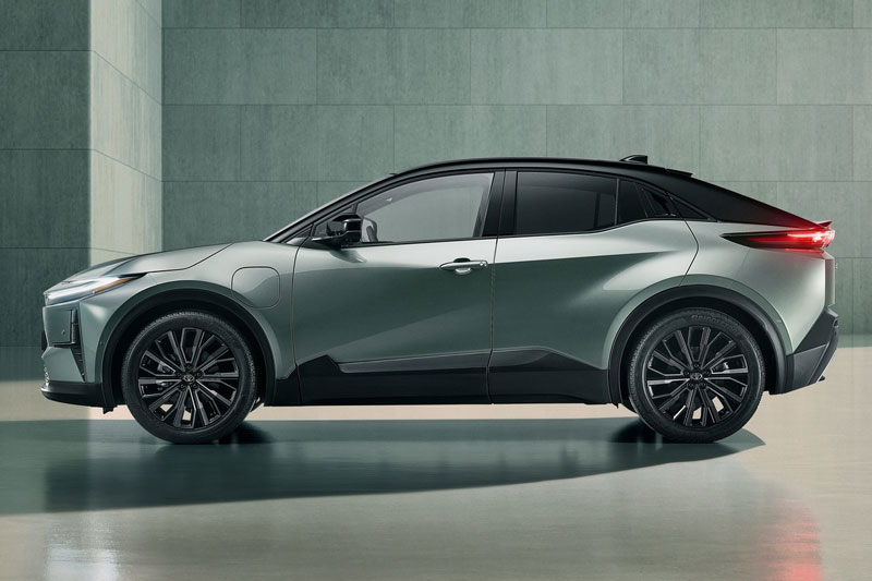 Xe SUV hạng C Toyota công suất 338 mã lực, giá hơn 1,2 tỷ đồng