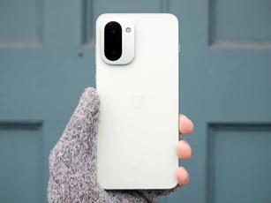 Smartphone mạnh bậc nhất thế giới, chống nước, pin 7.400mAh, giá gần 14 triệu đồng