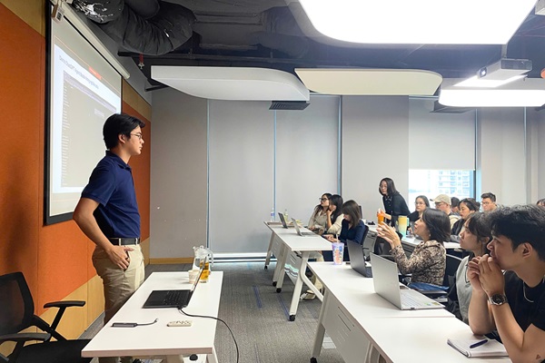 Đào tạo ứng dụng AI giúp doanh nghiệp tự động hóa, nâng hiệu quả marketing truyền thông