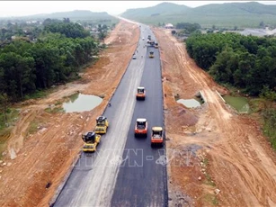 Đột phá hạ tầng - Bài cuối: Hạ tầng mở đường cho đầu tư