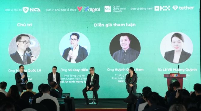 Quang cảnh tọa đàm.