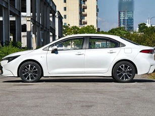 Toyota Corolla L 2026 ra mắt, giá chưa tới 500 triệu đồng