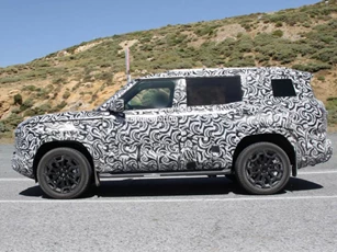 Mitsubishi Pajero thế hệ mới lộ diện: Thiết kế vuông vức, đậm chất địa hình, chuẩn bị ra mắt