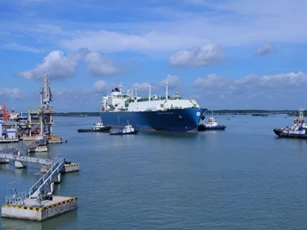 Thời điểm vàng phát triển khí thiên nhiên